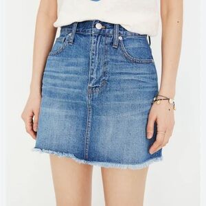 Madewell Rigid Denim A-Line Raw Hem Mini Skirt Normcore Basic Classic Size 32